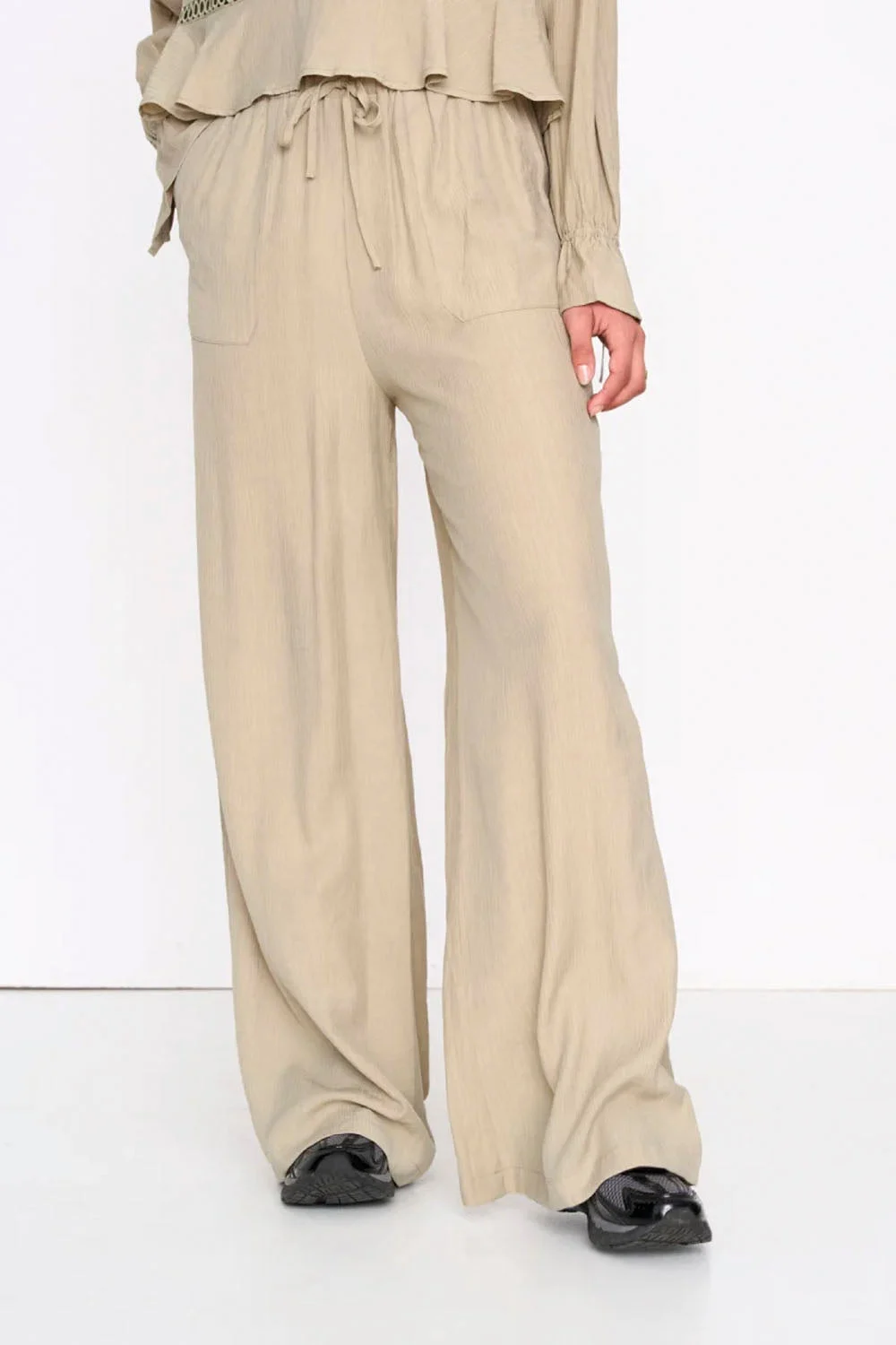 24COLOURS - GREEN PANTS