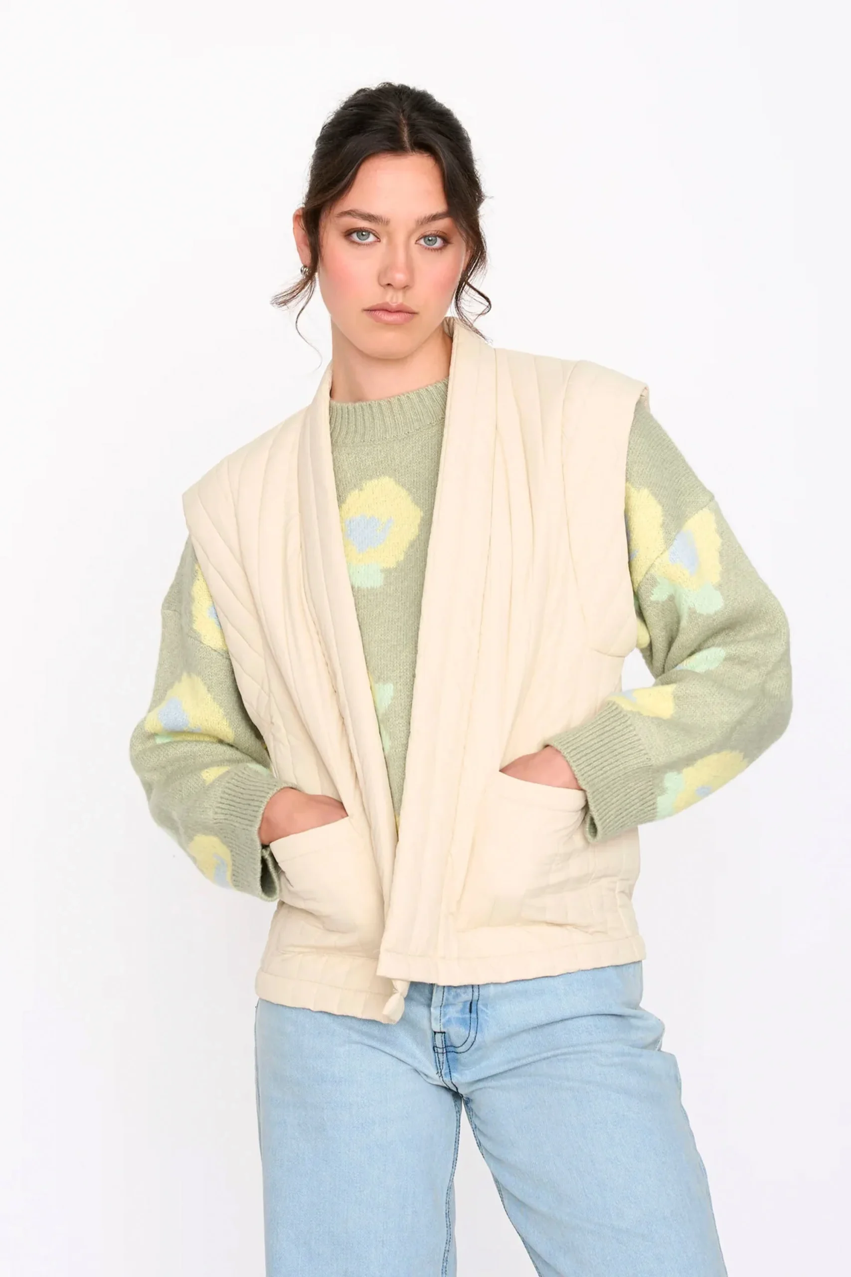 24COLOURS - QUILTED VEST - BEIGE
