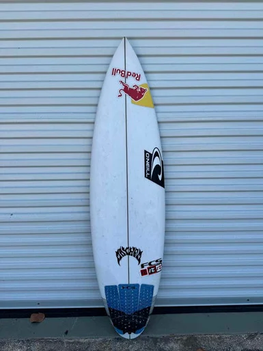 5'11 1/2 LOST DRIVER 2.0 ROUND USED SURFBOARD (258123)