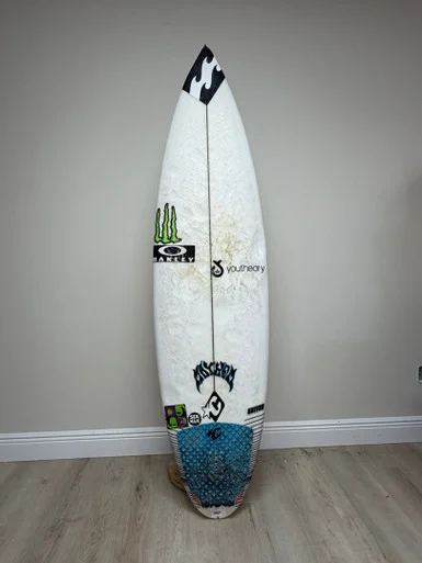 5'11 1/2 LOST POCKET ROCKET USED SURFBOARD (197143)