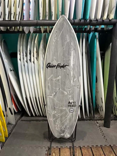 5'4 QUIET FLIGHT ANTI HERO SURFBOARD (61624)