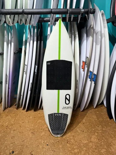 5'5 FIREWIRE FLAT EARTH USED SURFBOARD (3207966)