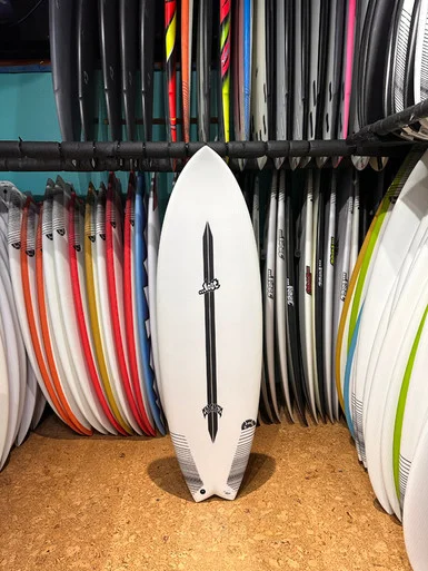 5'6 LOST LIGHTSPEED RNF 96 SURFBOARD (0010 C*)