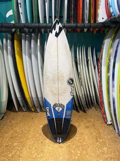 5'8 LOST WHIPLASH SURFBOARD (237818)