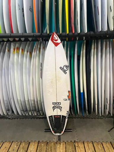 5'9 LOST 3.0 STUB USED SURFBOARD (268241)