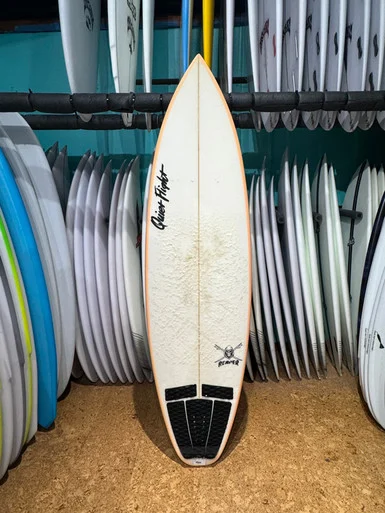 6'2 QUIET FLIGHT REAPER USED SURFBOARD (61320)