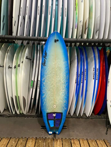 6'2 QUIET FLIGHT STINGFISH USED SURFBOARD (50973)