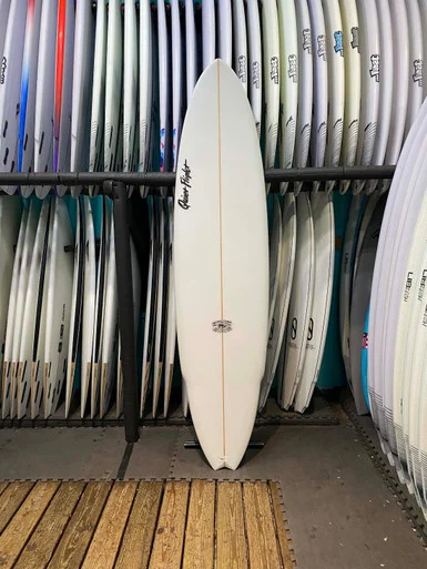 7'10 QUIET FLIGHT STINGFISH SURFBOARD (61868)