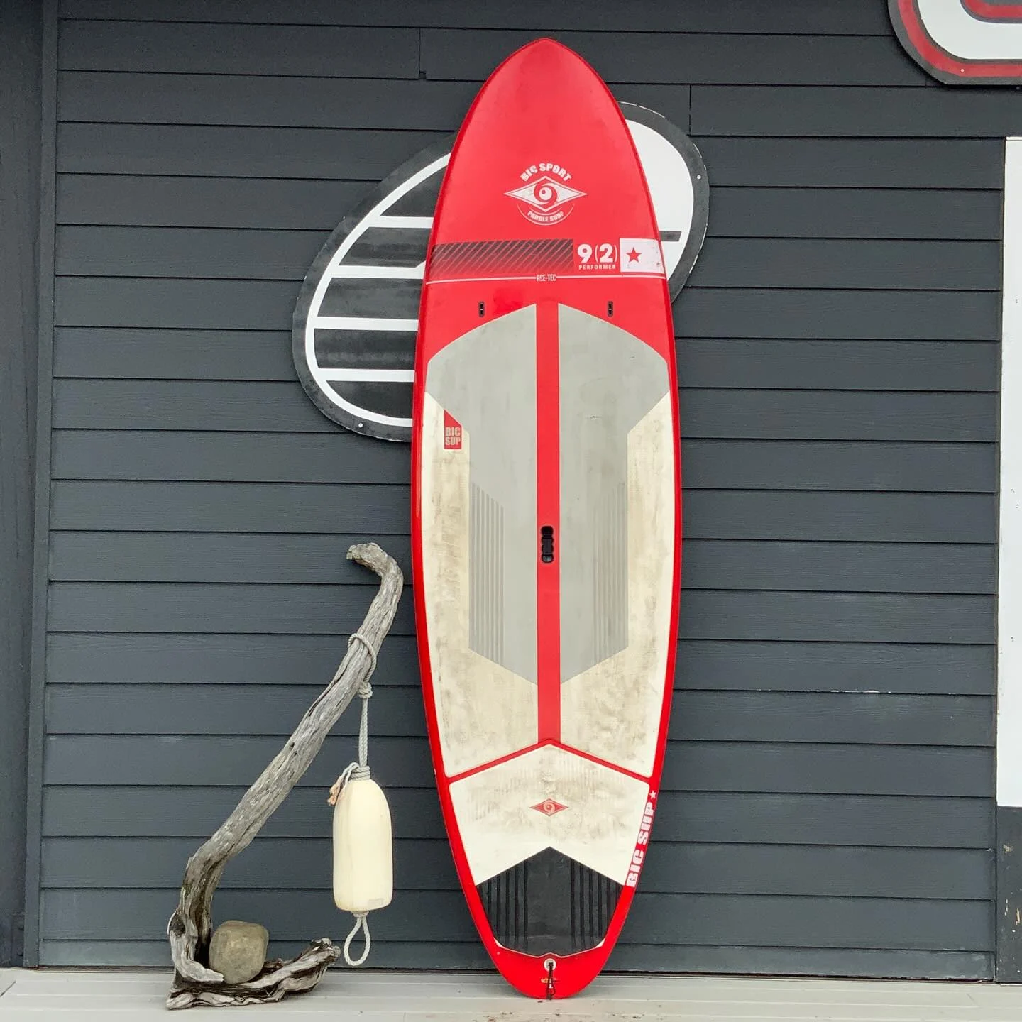 BIC Performer 9'2 × 31 ½ × 4 ⅓ SUP • USED