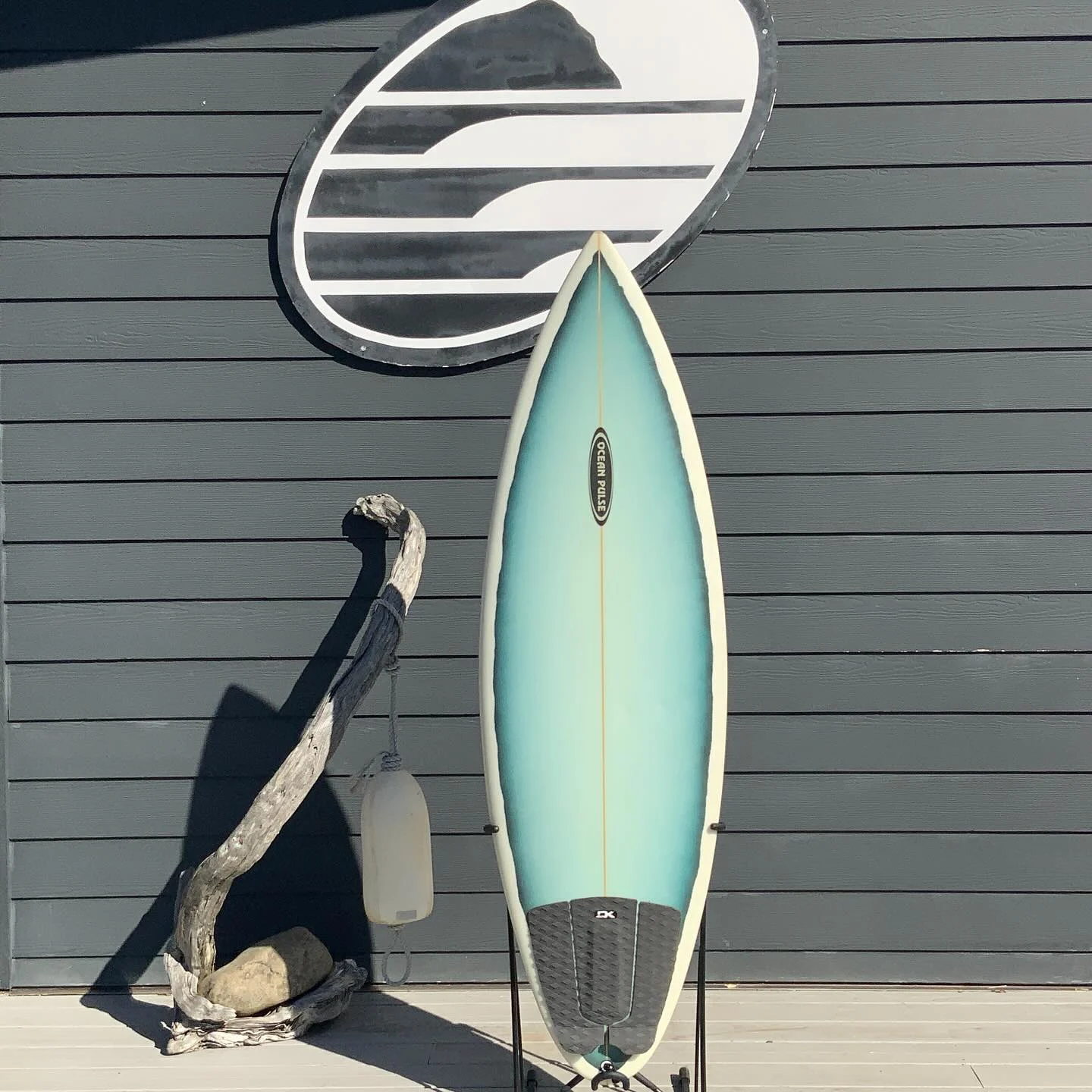 Ocean Pulse Custom 5'8 × 20 × 2 ½ Surfboard • USED