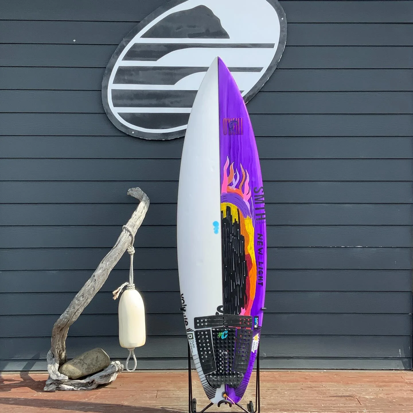 Smith Shapes Volume 6'3 × 19 ⅜ × 2 ½ Surfboard • USED