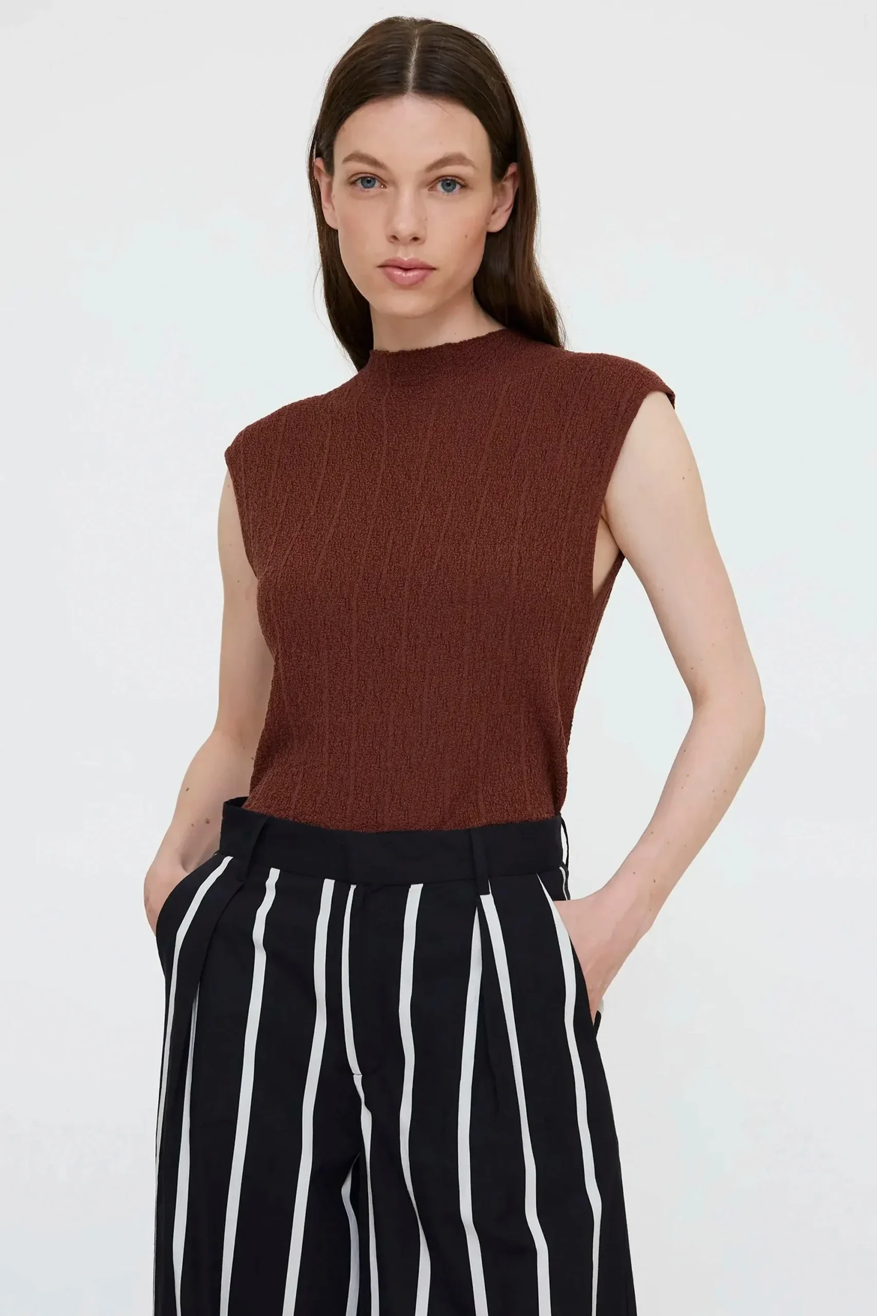 WILD PONY - PLAIN KNIT TOP